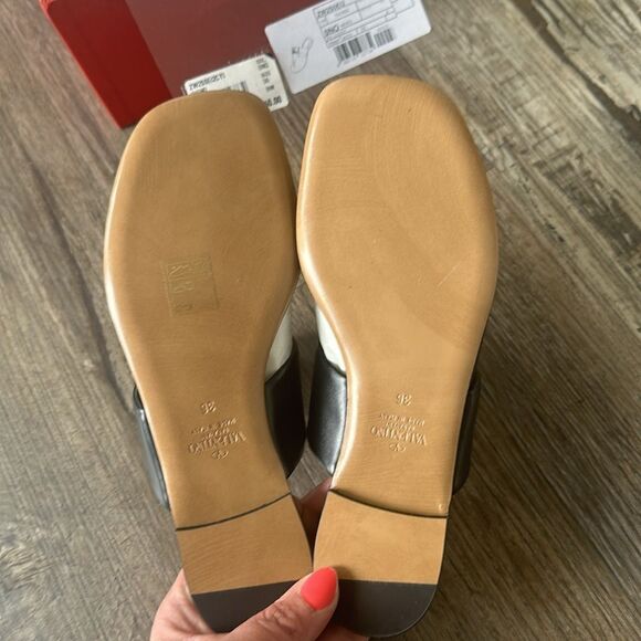 Valentino one stud calfskin thong sandal sz 6 - Picture 5 of 10